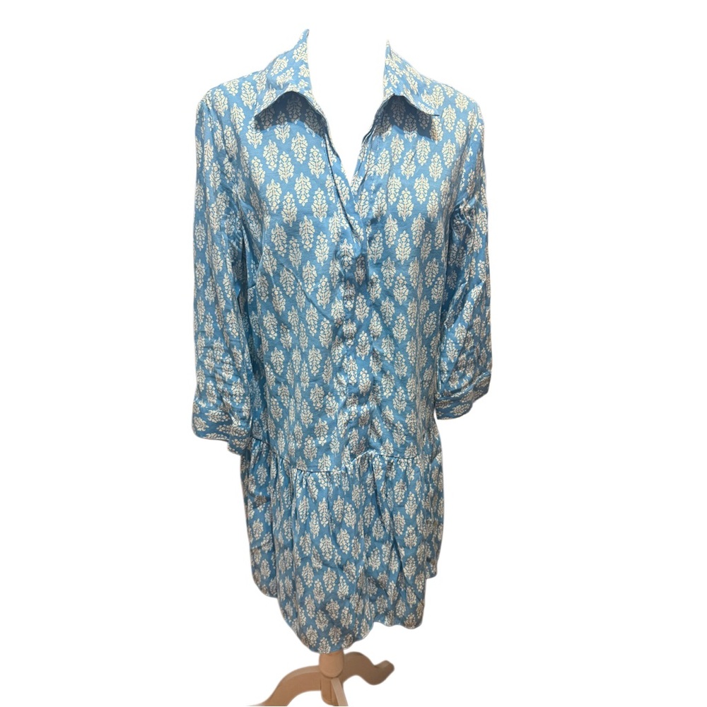 Zara Blue and White Floral Pattern Long Sleeve Dress. Women’s Size Large.
